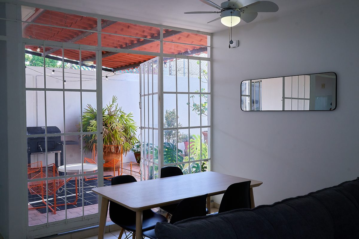 Sala estar Glasshouse departamento 4 recámaras